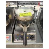 CARNIVAL KING WAFFLE MAKER