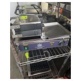 CARNIVAL KING WAFFLE MAKER LIKE NEW