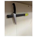 WALL MOUNTED KNIFE RACK