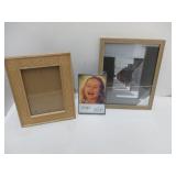14 Picture Frames