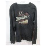 Realtree - Long Sleeve Shirt - Size: Medium -