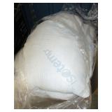 2 Pillows Isotemp, New not in package Standard
