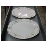 2 Grant Crest China Serving