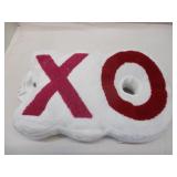 5 XO Throw Pillows