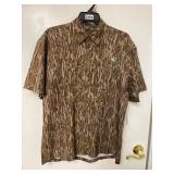 New Mossy Oak menï¿½s camo guide shirt size S