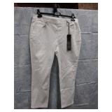 New Women's Jeans size 12P - DG2