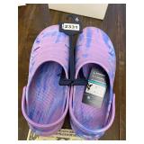 New Rugged Shark adult clogs size 6