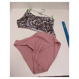 New Women's Swimsuit 1 piece size Medium