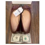 New Time and Tru womenï¿½s slip on shoes size 9