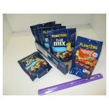LOT PLANTERS TRAIL MIX LARGE PACKS BB: 8/25-12/25
