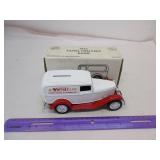 ERTL Die-Cast 1:25 1932 Panel Delivery Bank