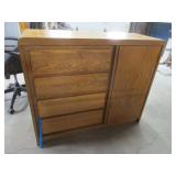 Oak Dresser 45'x17'x37'H