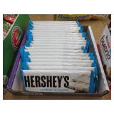 BOX LOT HERSHEY'S COOKIES & CREME BARS