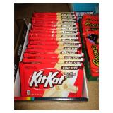 BOX LOT KITKAT VANILLA BAR KING SIZE BB:8/25-12/25