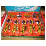 BOX LOT REESE'S CHOCOLATE LAVA BIG CUPS