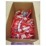 BOX LOT FRUIT LOOP SNACK PACKS BB: 8/25-12/25