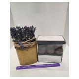 Vase w/Flowers and Vase Filler