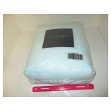 NEW KING / CAL COMFORTER COOL TOUCH BY CONCIERGE