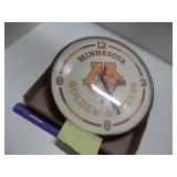 MINNESOTA GOPHERS VINTAGE 1993 WALL CLOCK WORKS