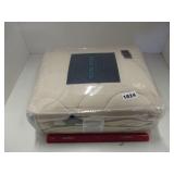 NEW FULL/QUEEN COMFORTER COOL TOUCH BY CONCIERGE