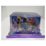 NEW DISNEY ENCANTO DELUXE FIGURINE PLAY SET