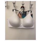 New Vanity Fair womenï¿½s bra size 40C