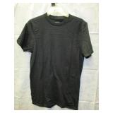 NEW MENS SMALL CLASSIC TEE BY GOODFELLOW & CO