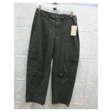 Women's New Barrel Jeans size 4  Universal Threads