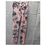 NEW WOMENS LEGGINGS SIZE M
