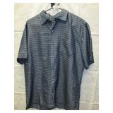 NEW MEN'S VAN HEUSEN M (15-15-1/2) COLLARED SHIRT