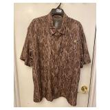 New Mossy Oak menï¿½s shirt size XL