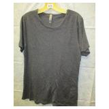 NEW WOMENS XL SHIRT BY DELTA ESSENTIALS