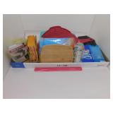 KITCHEN LOT - PASTA STRAINER, MR CLEAN, BAMBOO CUT