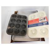 BAKING PAN LOT - BUNDT, MUFFIN & SHEET CAKE