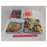 COOKBOOK LOT - TASTE OF HOME FAVORITES & MORE
