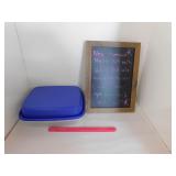 TUPPERWARE BROWNIE CONTAINER & MINI CHALKBOARD