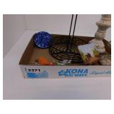 HOME DECOR LOT - PAPER TOWEL STAND, CANDLE PILLARS