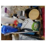 KITCHEN LOT - MICROWAVE STEAM CLEANER, PITCHER, PA