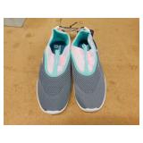 NEW WOMENS SPEEDO WATER SHOES *MED 7-8