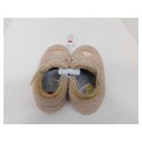 NEW ADULT SLIPPERS *CHAMPION *WOMENS 7 *MENS 5