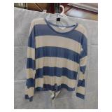 WOMENS LARGE TOP BY CLOUD CHASER