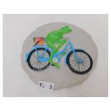 NEW RESIN GARDEN STONE / WALL PLAQUE *BICYCLE FROG