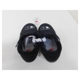 NEW ADULT SLIPPERS *CHAMPION *WOMENS 6 *MENS 4