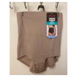 New Maidenform womenï¿½s high waist brief size XXL