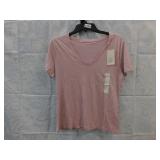 NEW WOMENS MED FITTED TEE *A NEW DAY