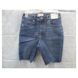 NEW WOMENS JEAN SHORTS *4/27R *UNIVERSAL THREADS
