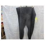 NEW WOMENS 3X YOGA LEGGINGS *ALL IN MOTION