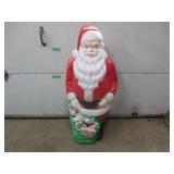 VINTAGE PLASTIC BLOW MOLD LIGHTED SANTA YARD FIGUR
