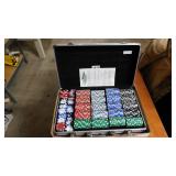 POKER CHIP SET IN METAL CASE