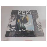 VINYL LP *242 *OFFICIAL VERSION